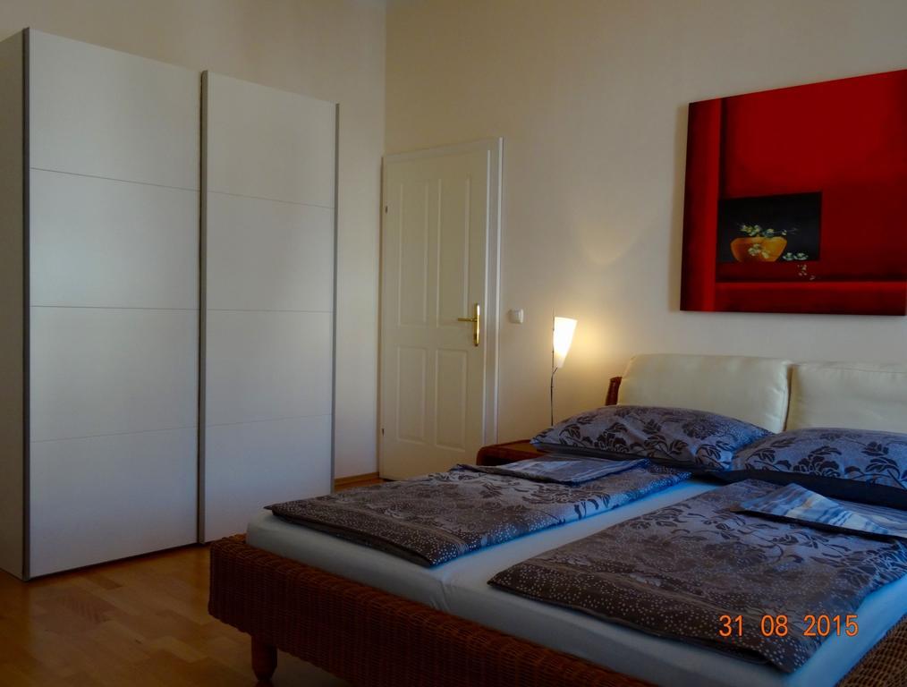 Sonnberg Apartments Виена Стая снимка