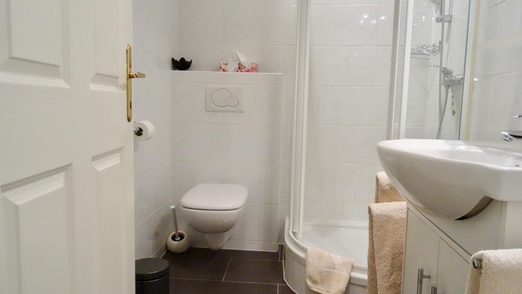 Sonnberg Apartments Виена Екстериор снимка